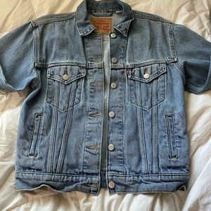 Levi’s Denim Trucket Jacket
